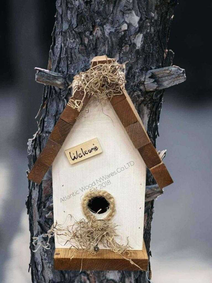 Birdhouses for Outdoor Use: Handcrafted Pine Homes for Birds