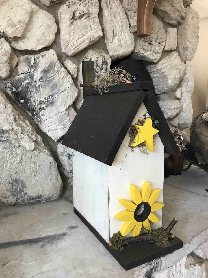Bird Nest Haven: Handmade Pine Birdhouses for Your Garden