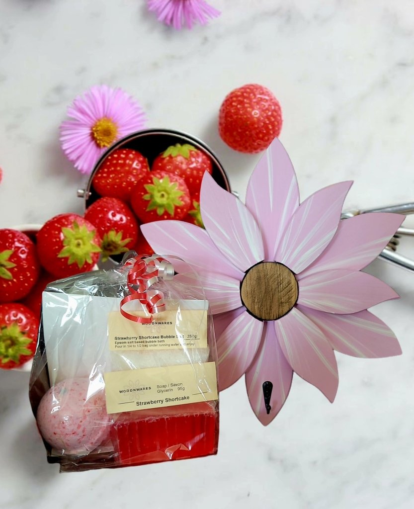 In Love !! Strawberry Shortcake Gift Pack, Bath Bomb-Soap- Epsom Salts & Matching Decorative Wall Flower! - Atlantic Wood N Wares Co LTD.