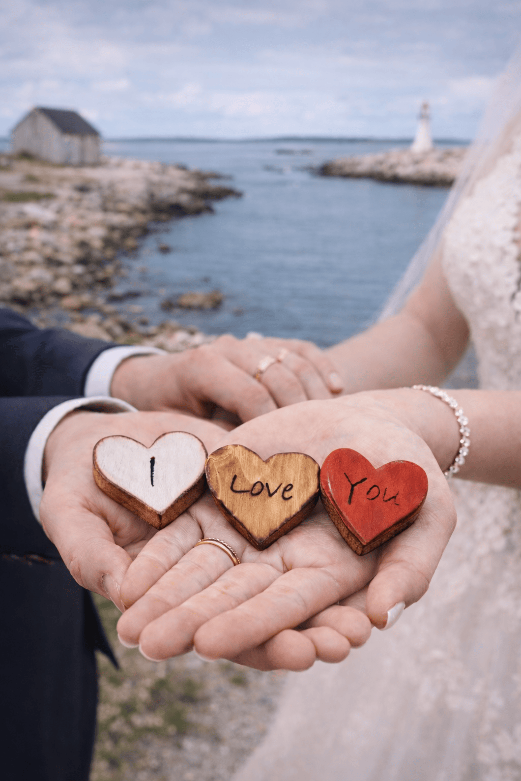 I Love You Wooden Pocket Hearts – Romantic Gifts &amp; Wedding Favors