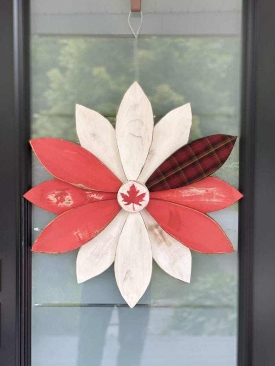 Atlantic Wood N Wares Home & Garden>Home Décor>Wall Decor>Wall Hangings Antiqued 24 inch Tartan Celebrate Canada with our Handcrafted Wooden Flower Door Decoration CTF0005