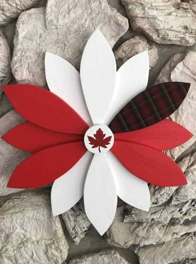 Atlantic Wood N Wares Home & Garden>Home Décor>Wall Decor>Wall Hangings Celebrate Canada with our Handcrafted Wooden Flower Door Decoration
