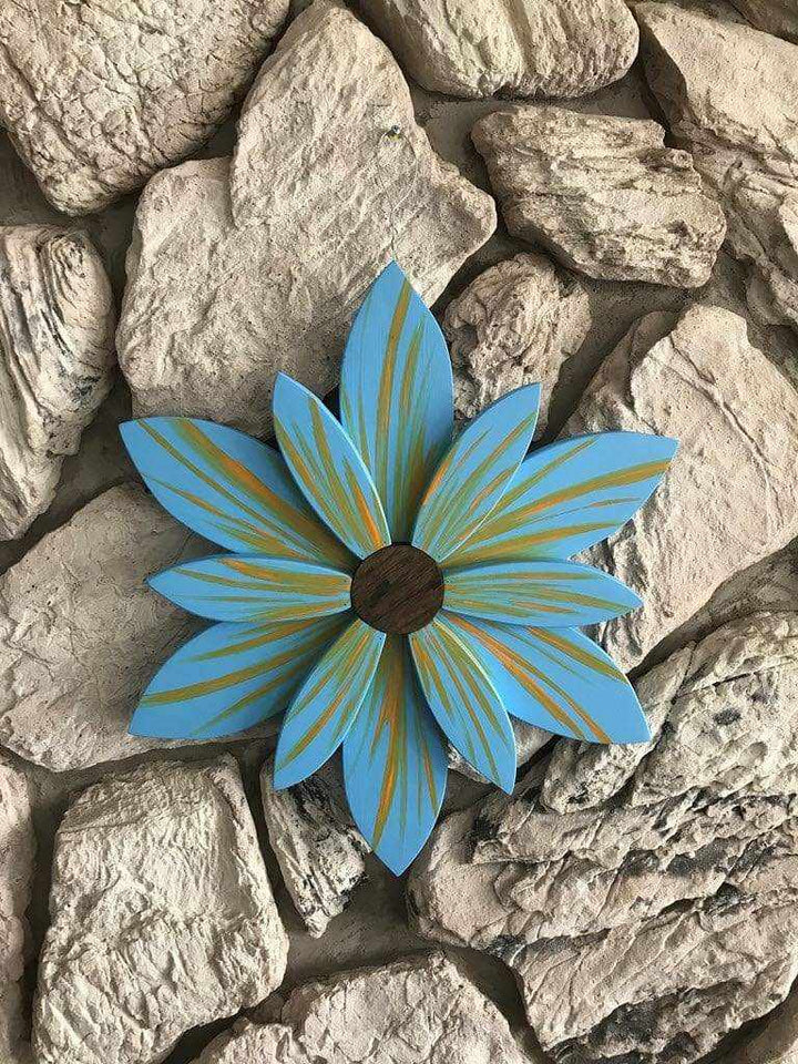 Atlantic Wood N Wares Home & Garden>Home Décor>Wall Decor>Wall Hangings Small 22 x 22 inches Artisanal Pine Wood Ocean Flower SFTSS001